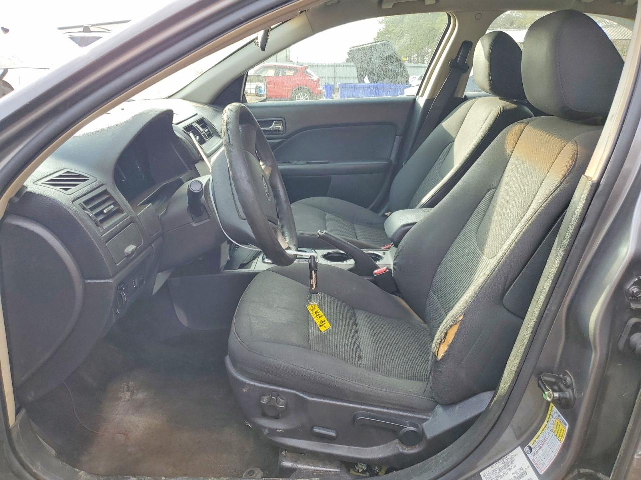 2010 FORD FUSION SE photo 7