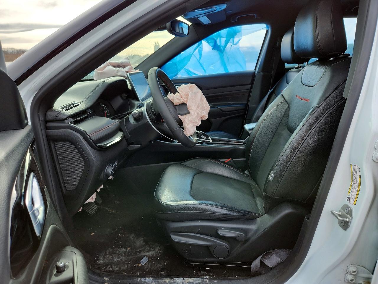 2024 JEEP COMPASS TRAILHAWK photo 7