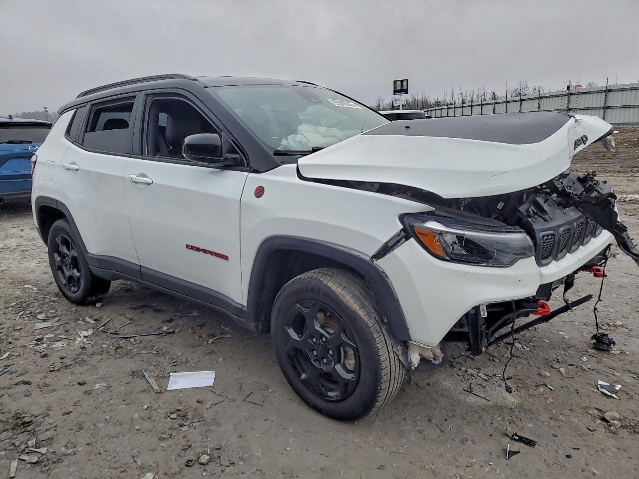 2024 JEEP COMPASS TRAILHAWK photo 4