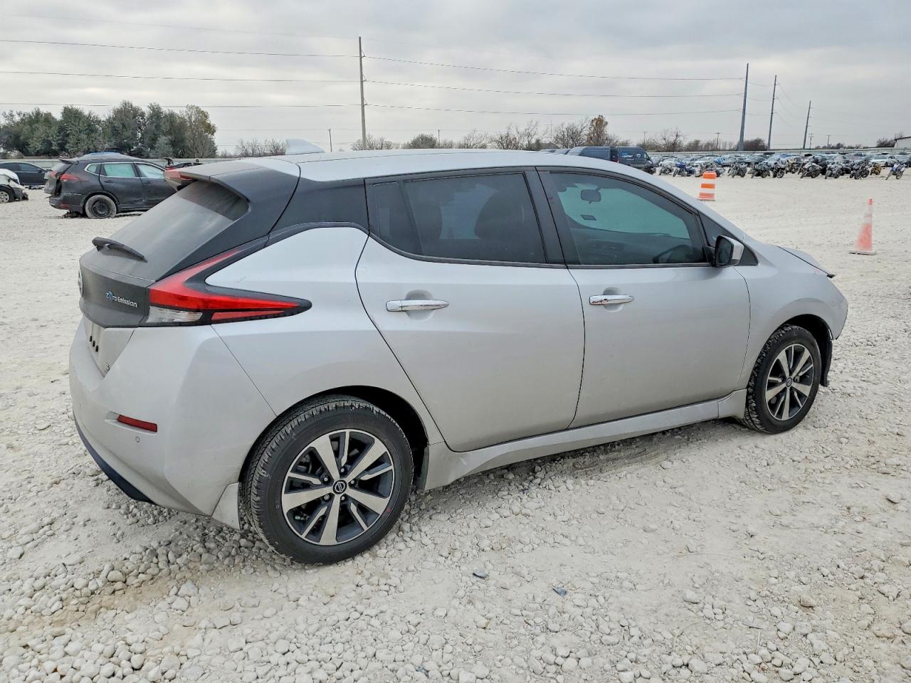 2022 NISSAN LEAF S PLUS photo 3