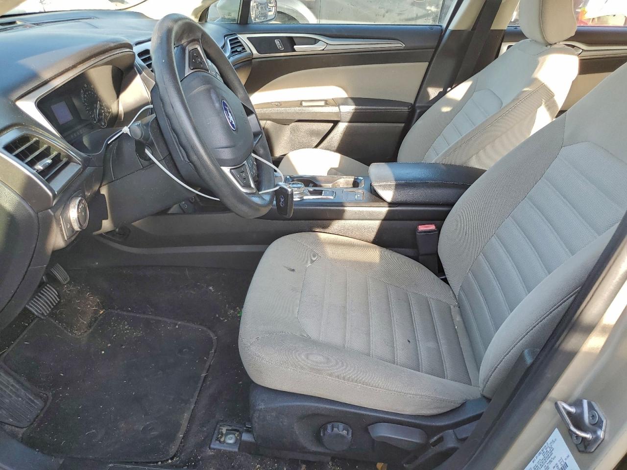 2017 FORD FUSION S photo 7