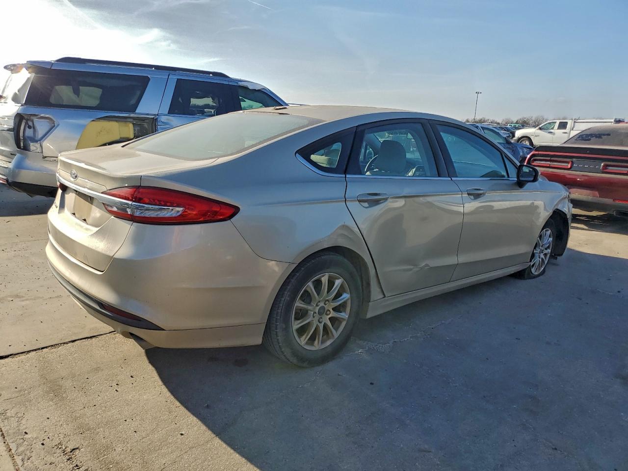 2017 FORD FUSION S photo 3