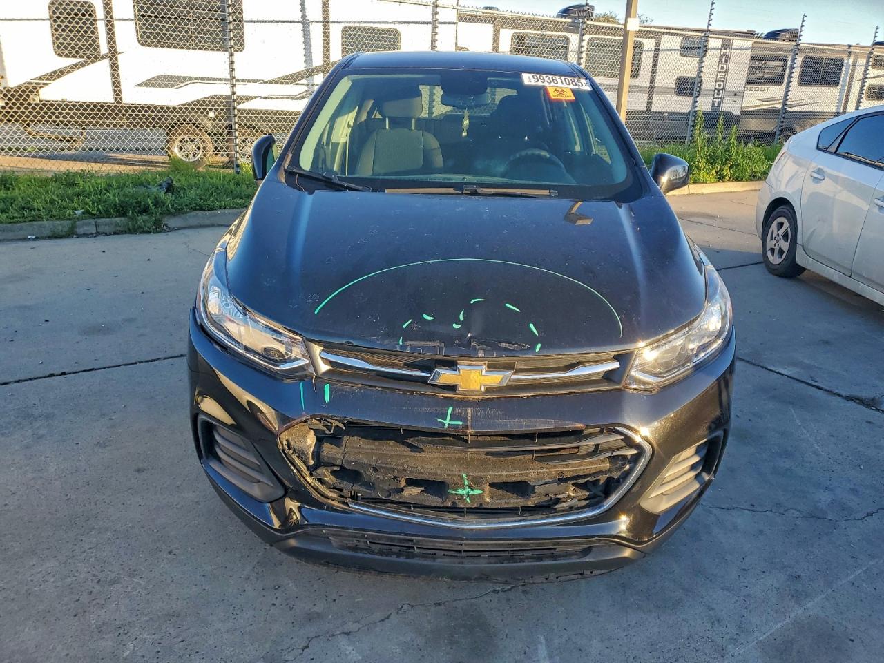 2022 CHEVROLET TRAX LS photo 5