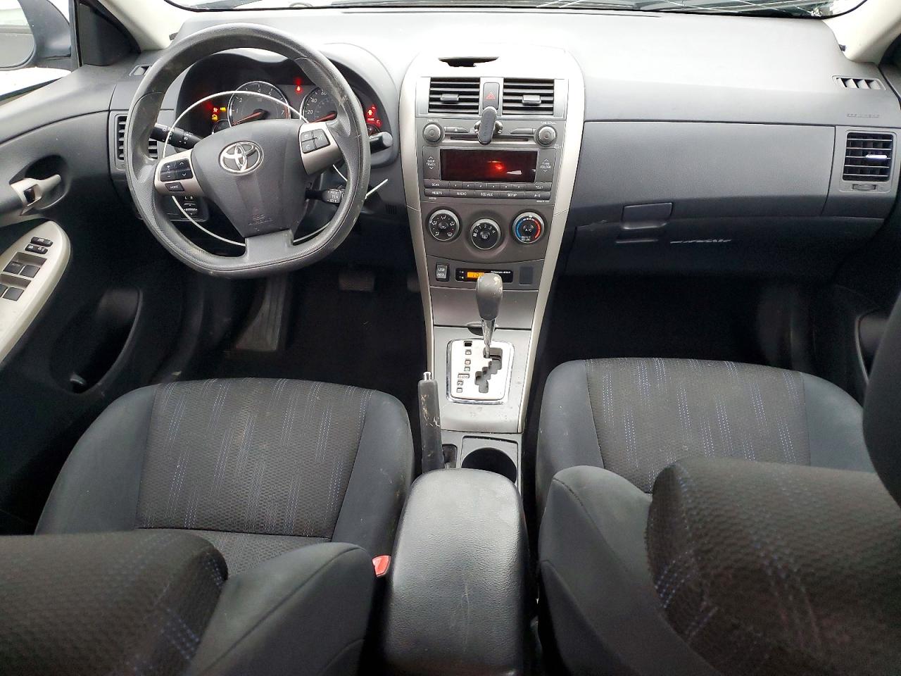 2011 TOYOTA COROLLA BASE photo 8