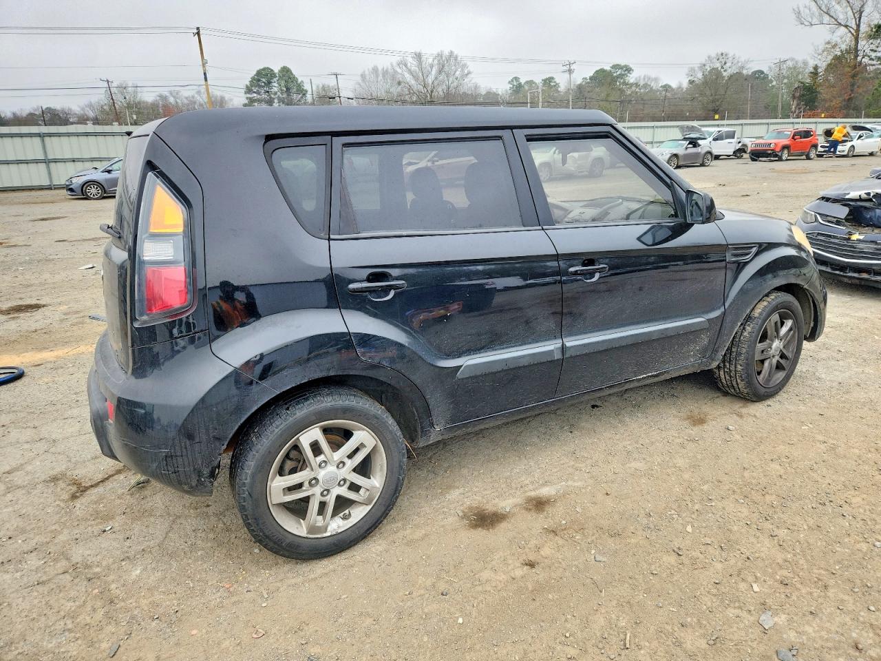 2011 KIA SOUL + photo 3