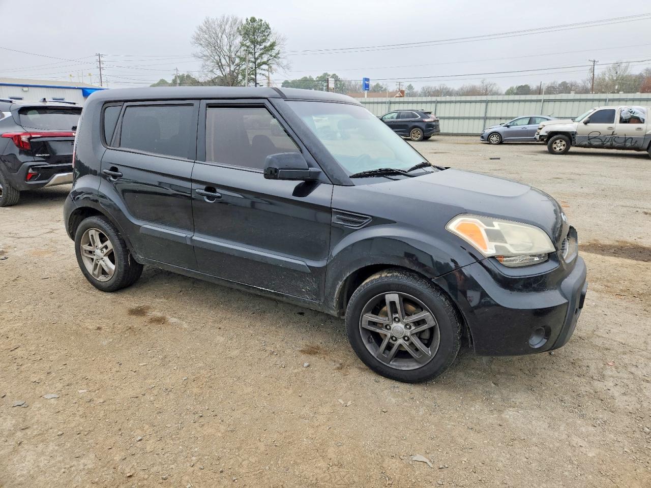 2011 KIA SOUL + photo 4