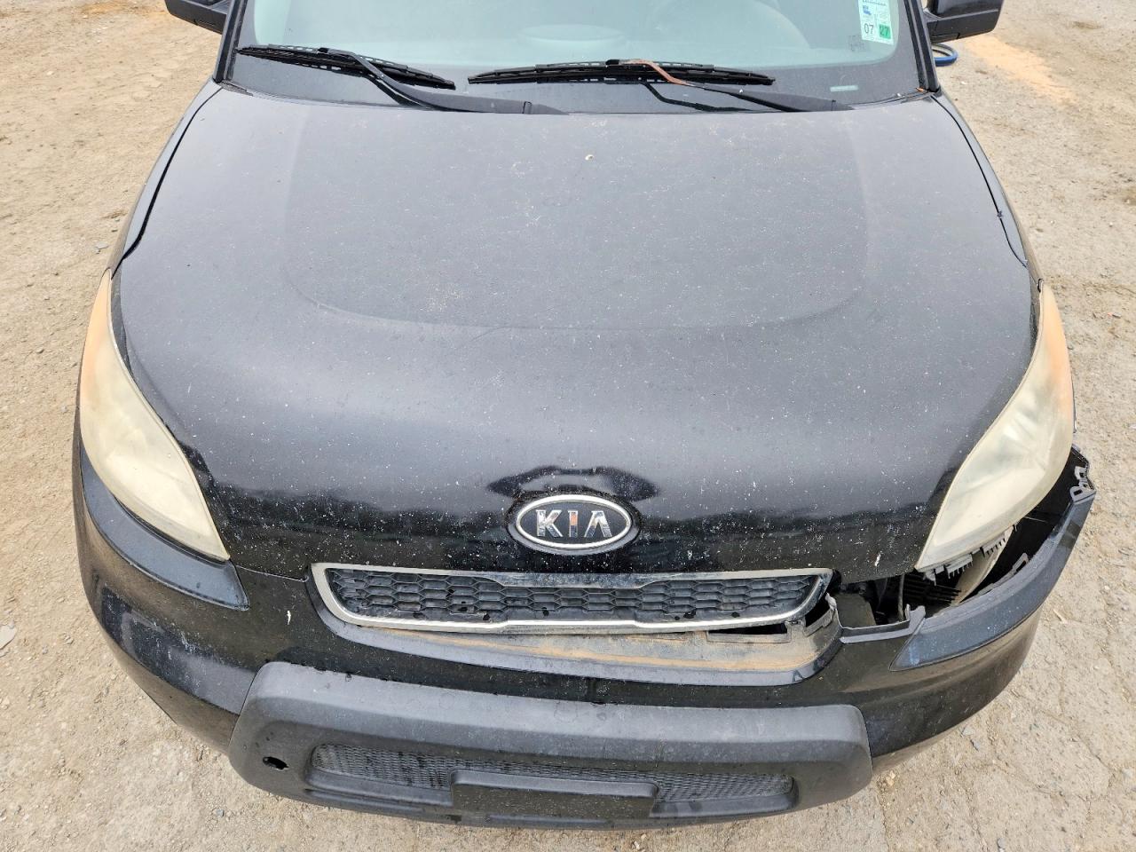 2011 KIA SOUL + photo 11