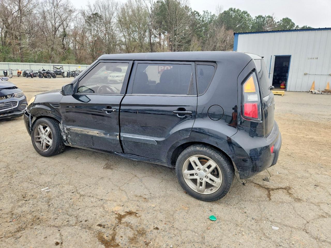 2011 KIA SOUL + photo 2