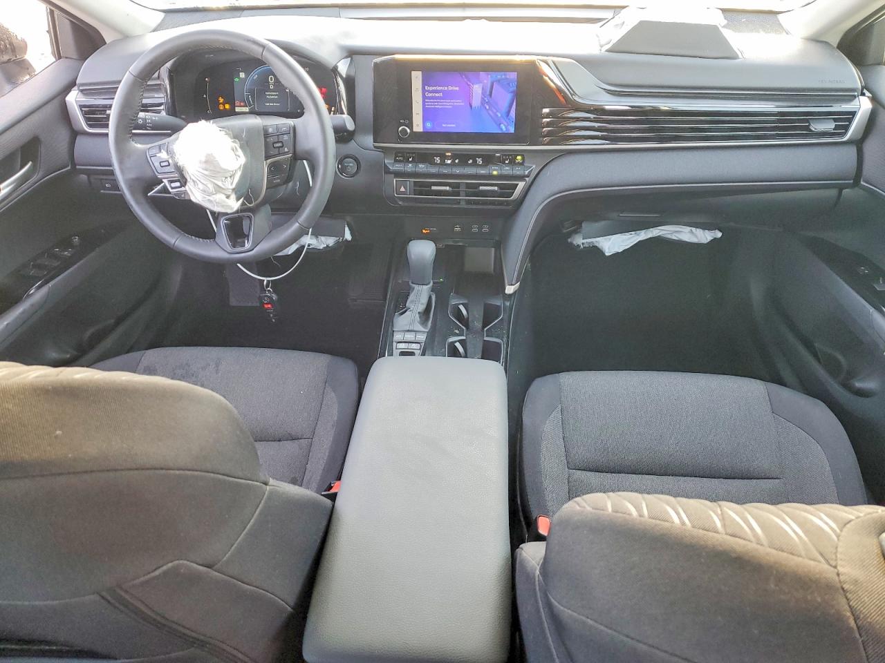 2025 TOYOTA CAMRY XSE photo 8