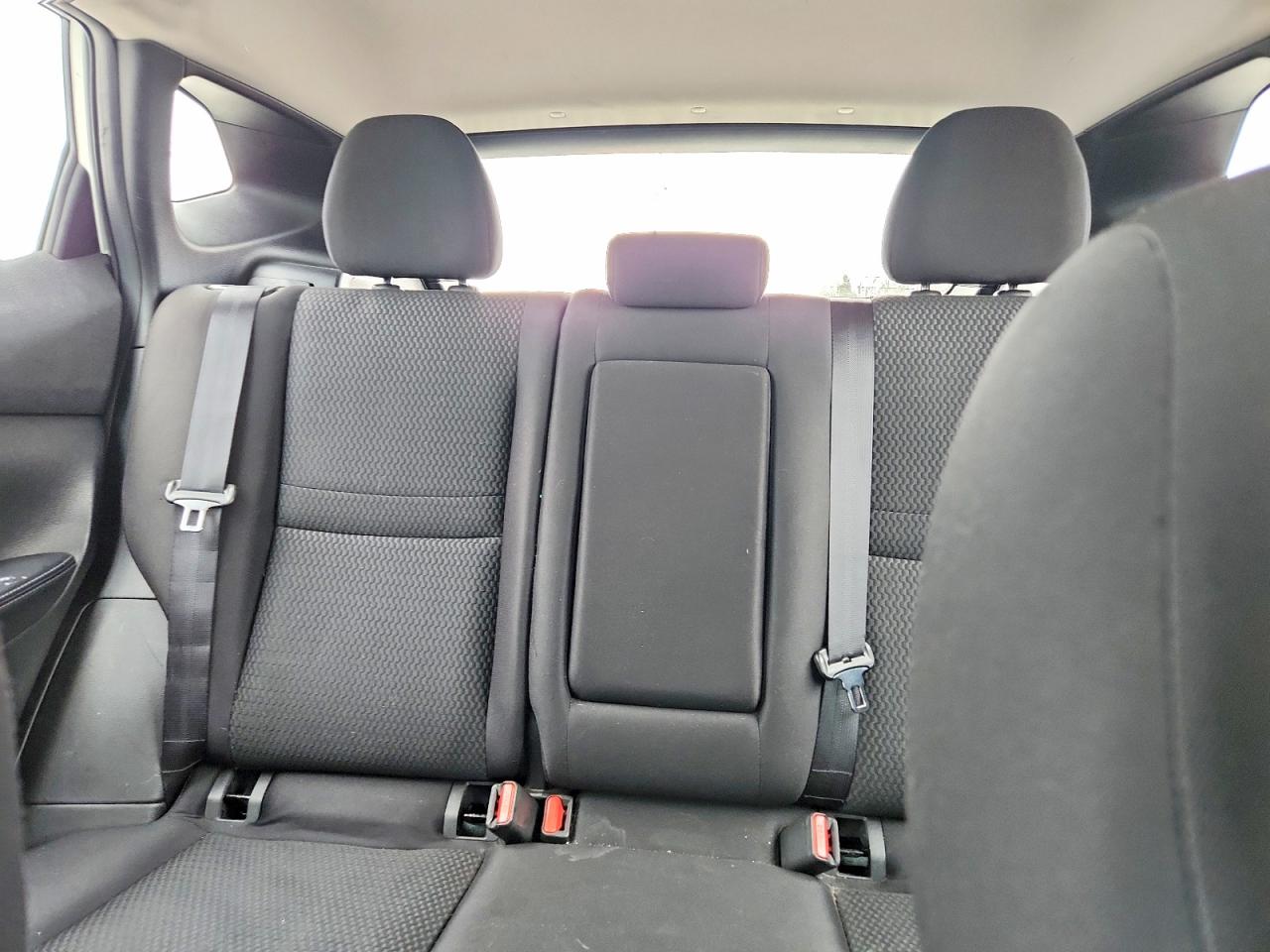 2019 NISSAN ROGUE SPORT S photo 19