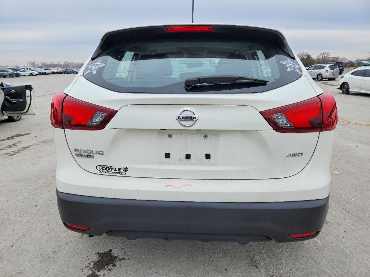 2019 NISSAN ROGUE SPORT S photo 11