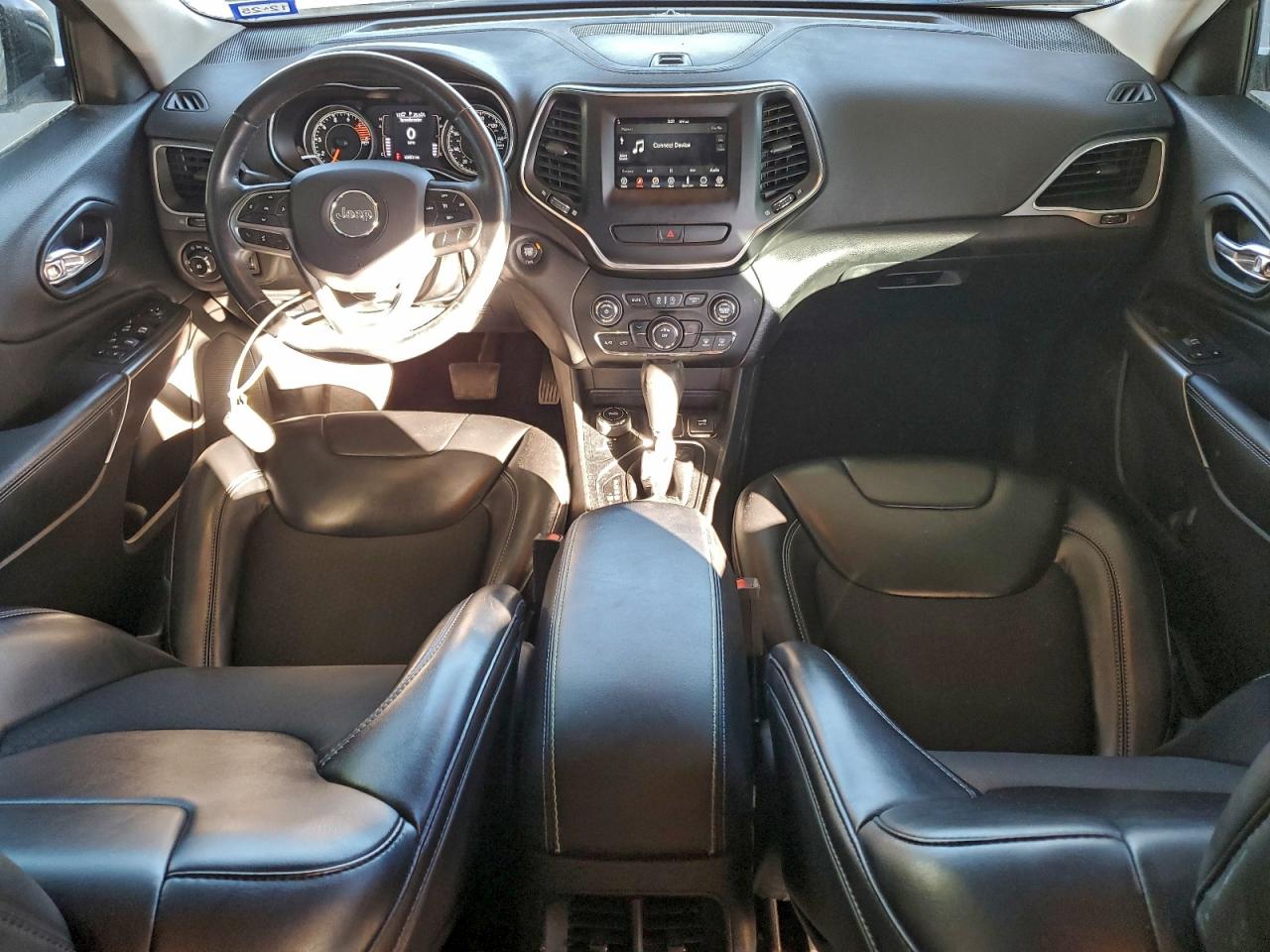 2019 JEEP CHEROKEE LATITUDE PLUS photo 8