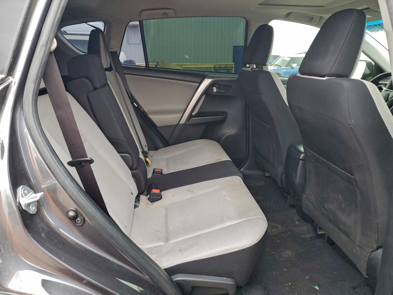 2016 TOYOTA RAV4 XLE photo 10
