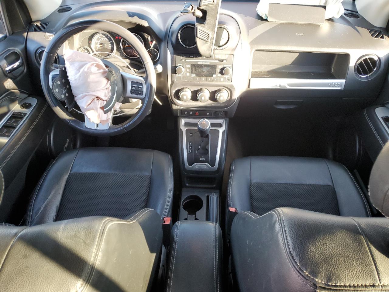 2016 JEEP COMPASS LATITUDE photo 8