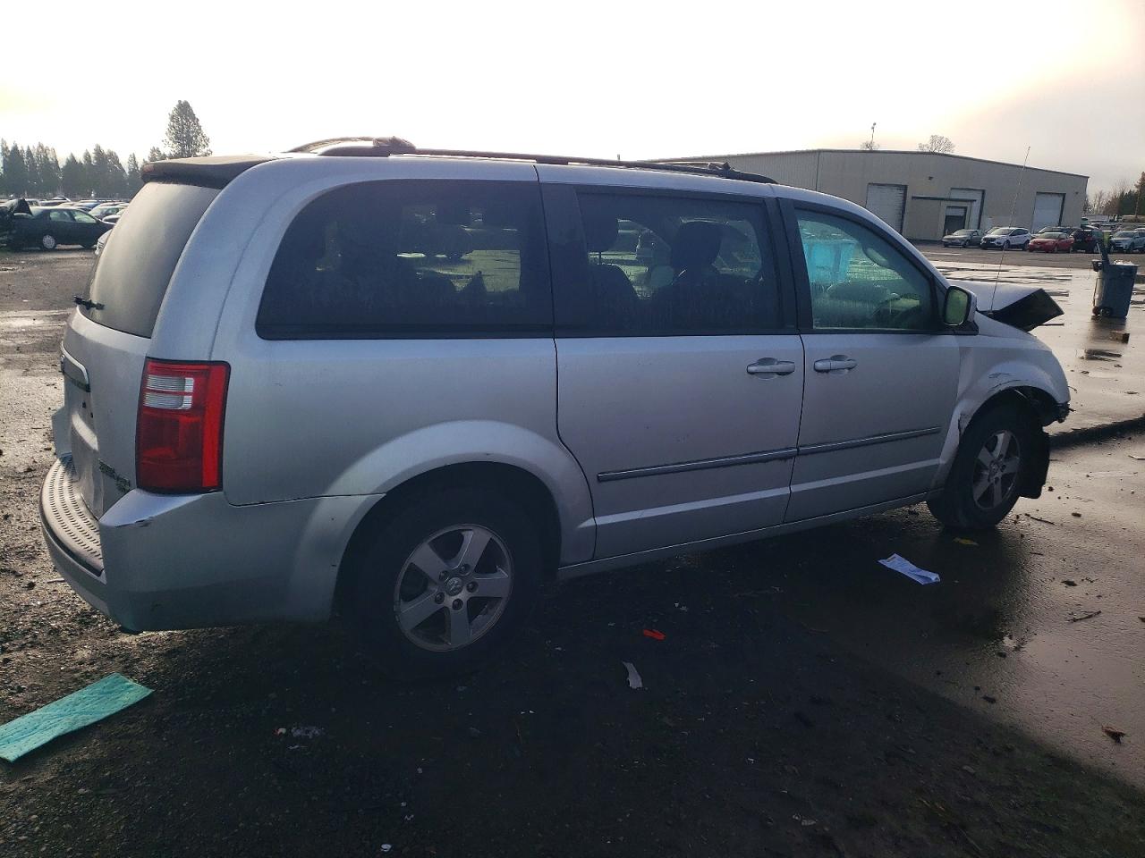 2010 DODGE GRAND CARAVAN SXT photo 3