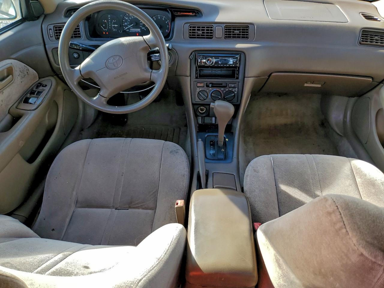 1999 TOYOTA CAMRY CE photo 15