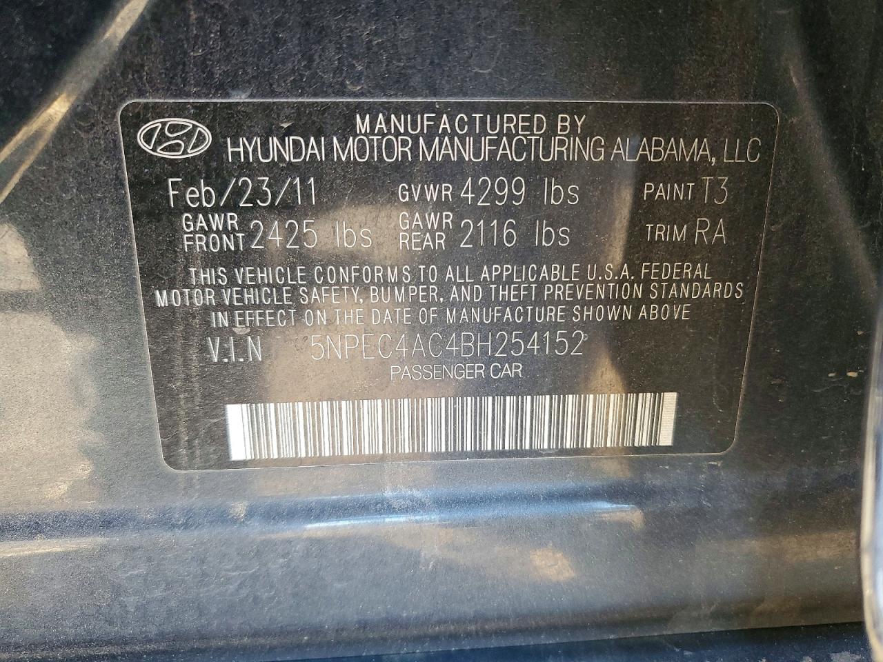 2011 HYUNDAI SONATA SE photo 23