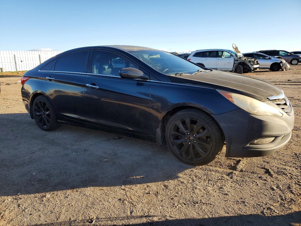 2011 HYUNDAI SONATA SE photo 7