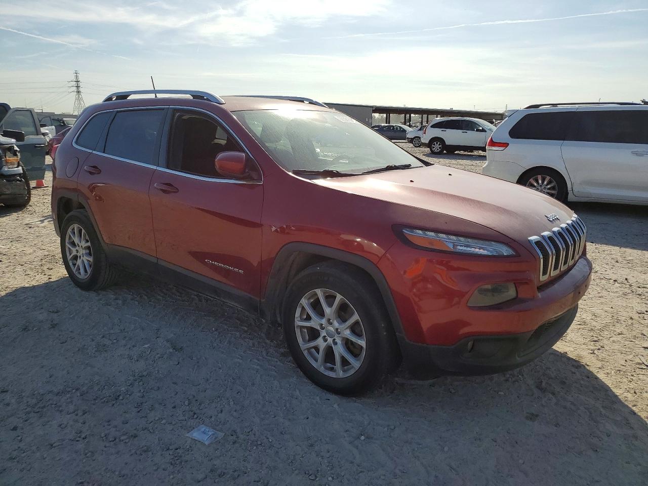 2016 JEEP CHEROKEE LATITUDE photo 4