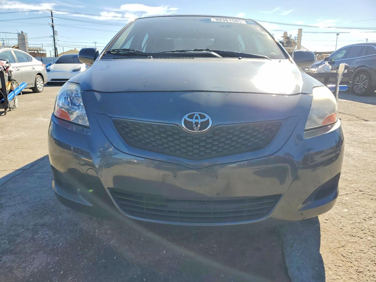 2010 TOYOTA YARIS photo 9