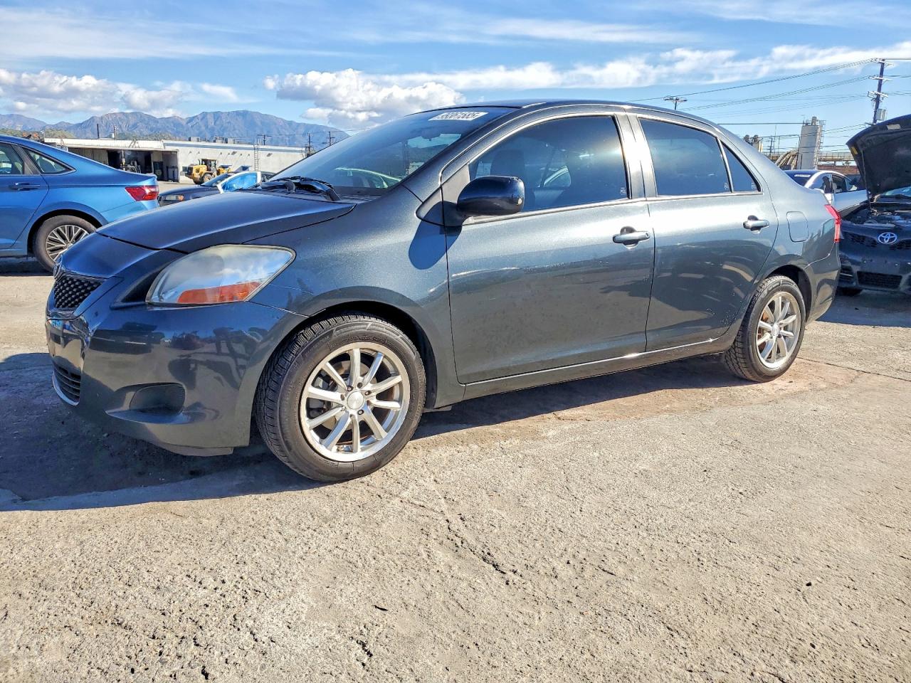 2010 TOYOTA YARIS