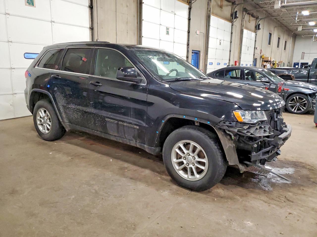 2018 JEEP GRAND CHEROKEE LAREDO photo 4
