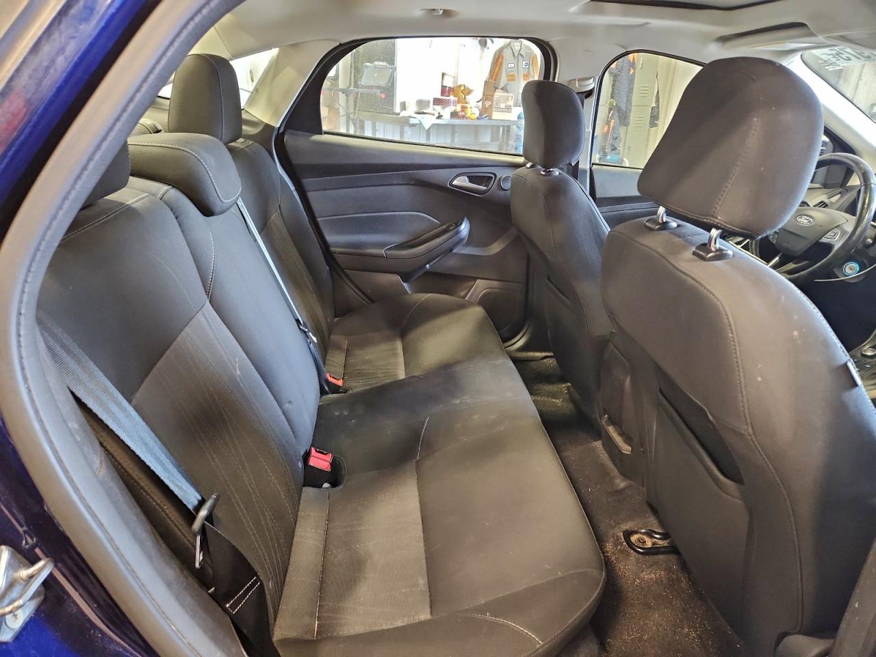 2017 FORD FOCUS SEL photo 10