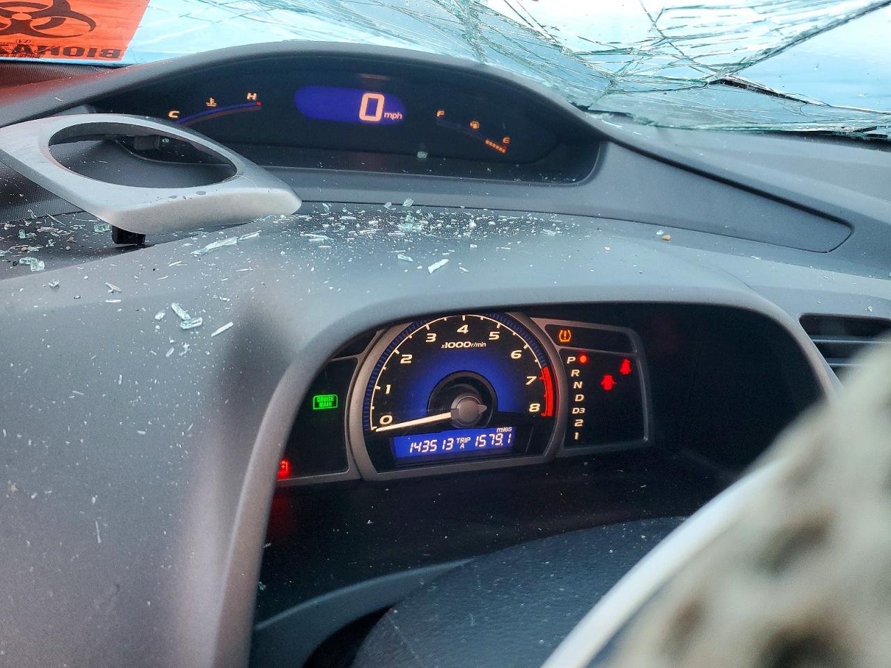 2011 HONDA CIVIC LX photo 9