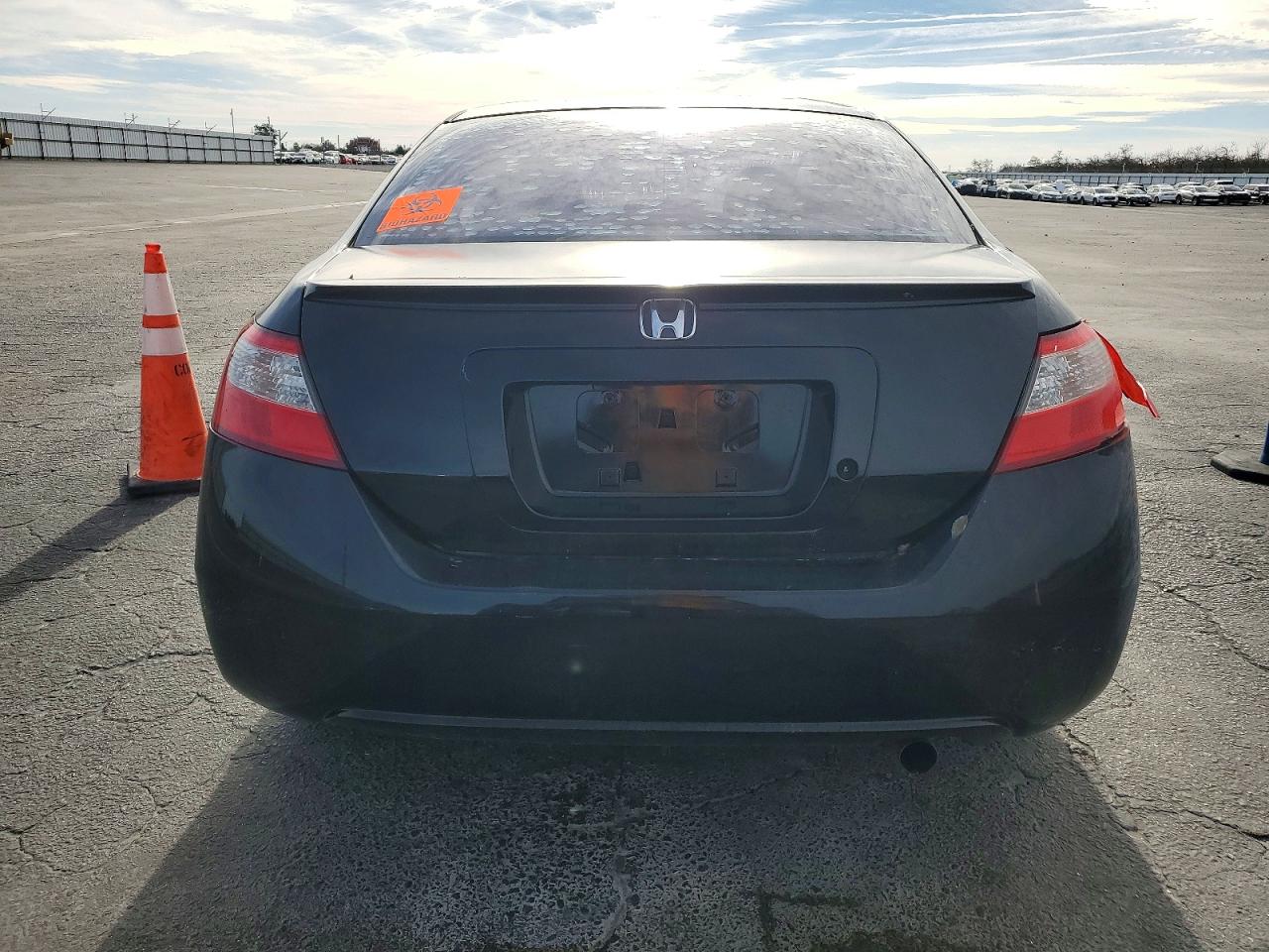 2011 HONDA CIVIC LX photo 6