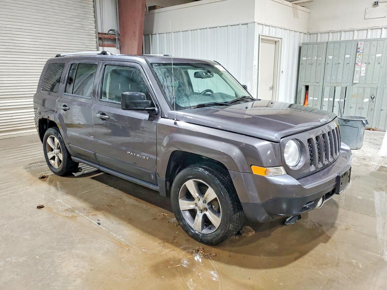 2017 JEEP PATRIOT LATITUDE photo 10