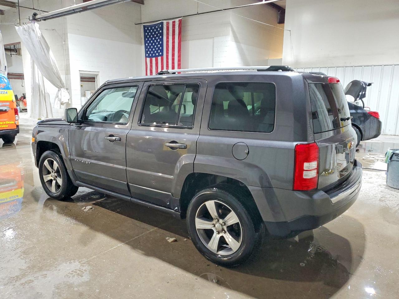 2017 JEEP PATRIOT LATITUDE photo 4