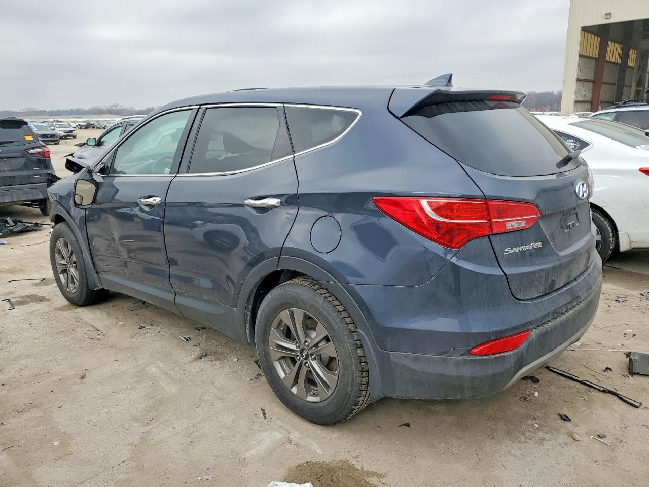 2015 HYUNDAI SANTA FE SPORT photo 2