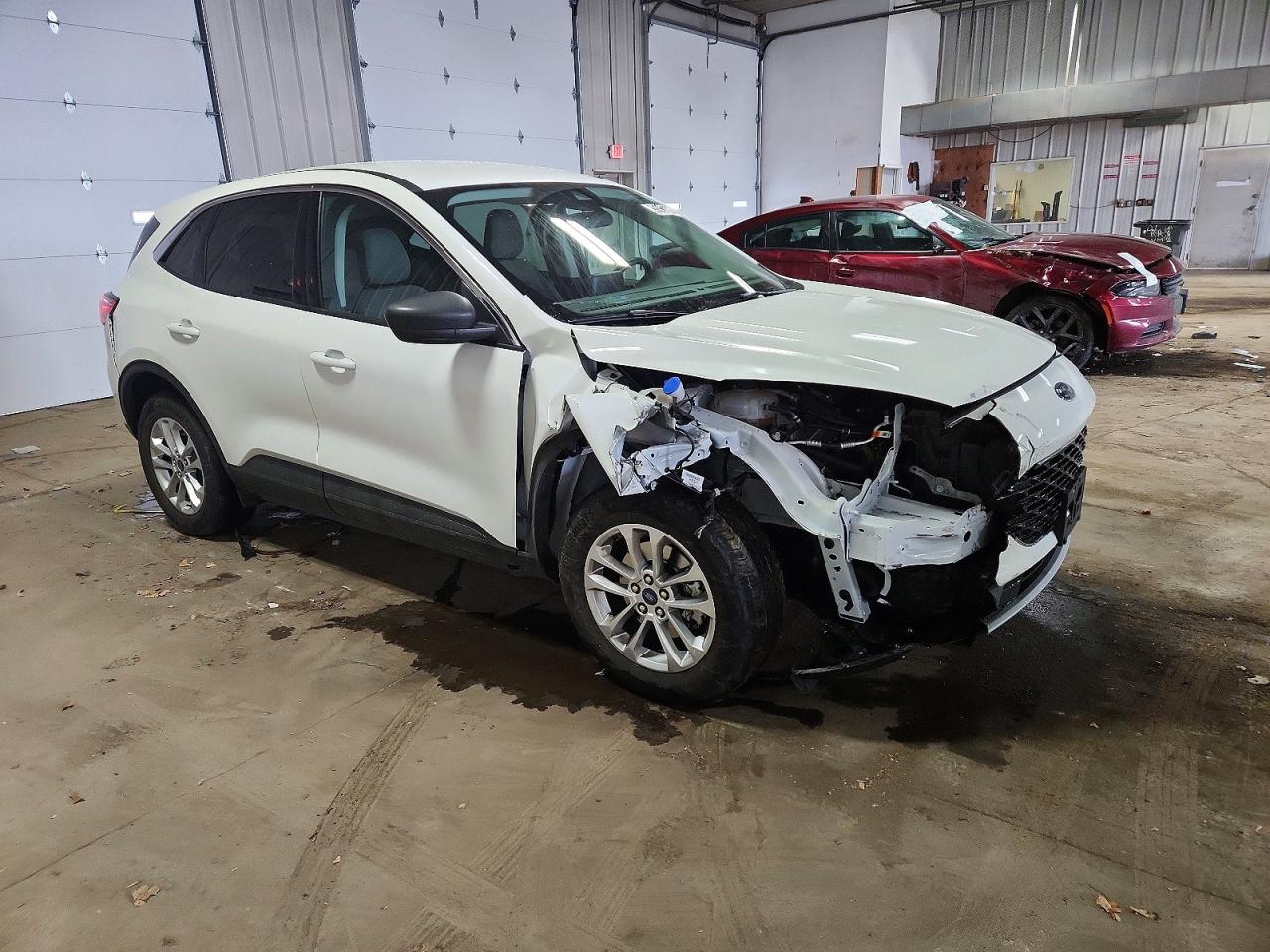 2022 FORD ESCAPE SE photo 4