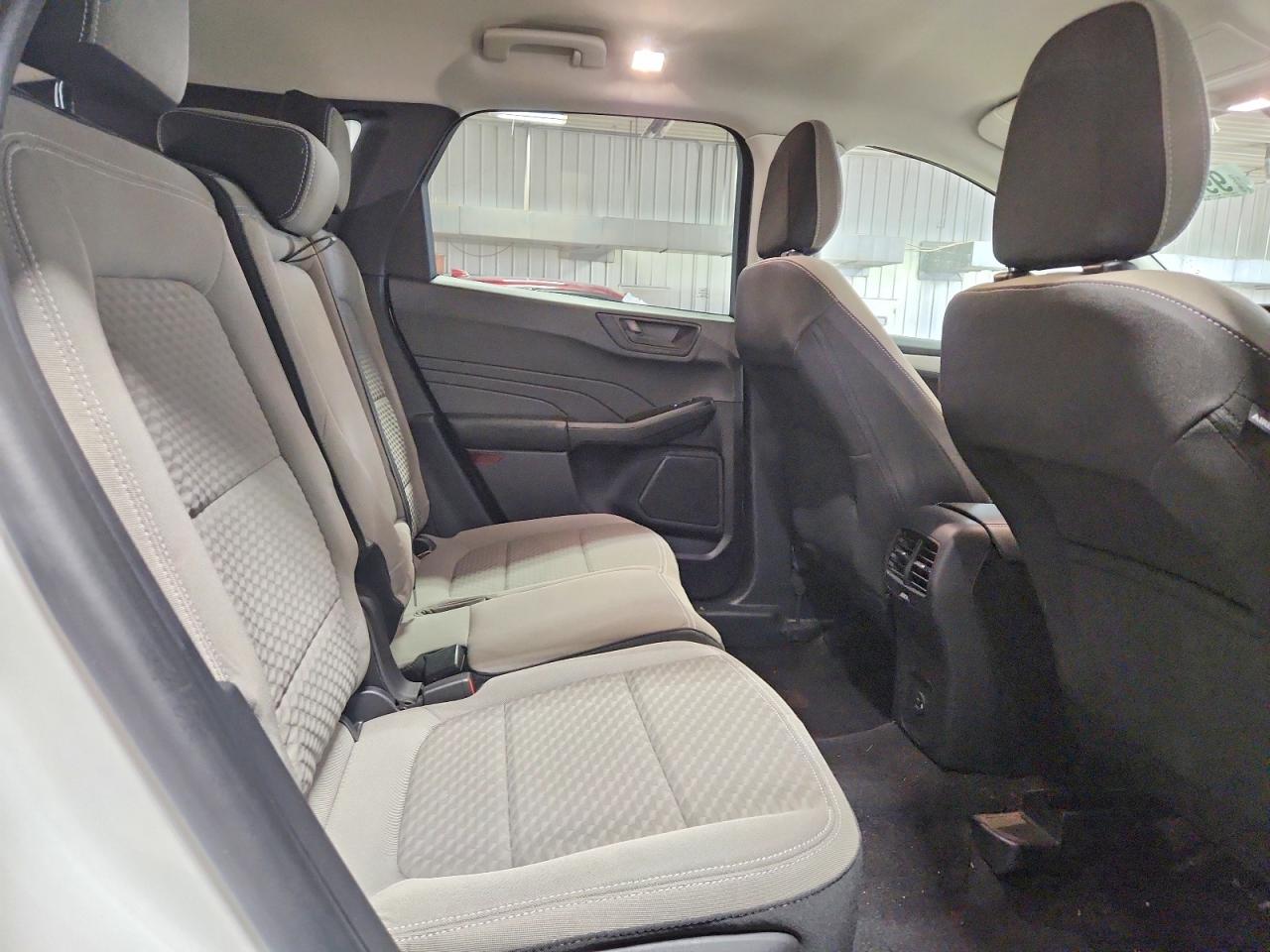 2022 FORD ESCAPE SE photo 11