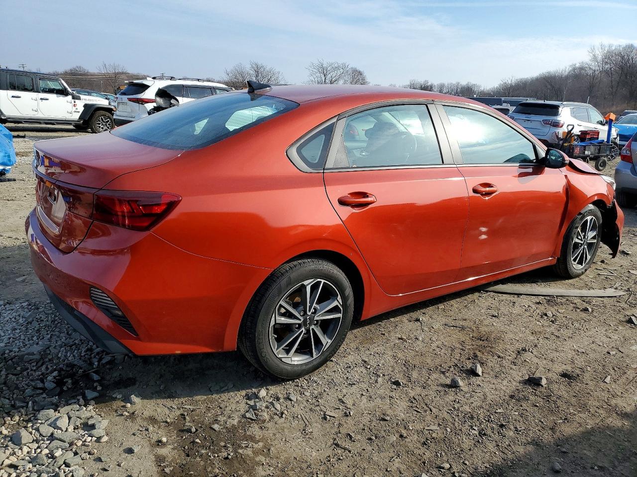 2023 KIA FORTE LX photo 3