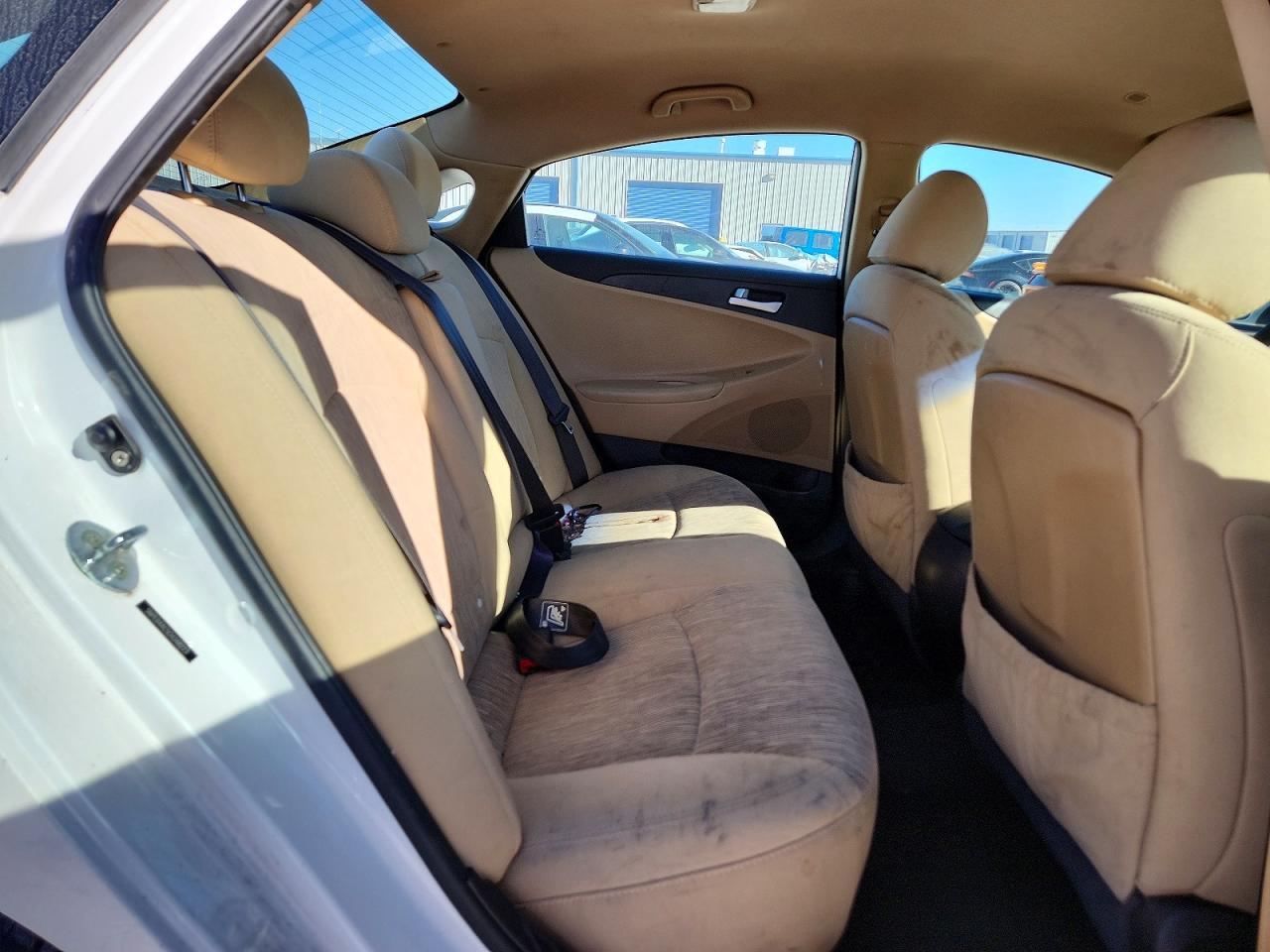 2012 HYUNDAI SONATA GLS photo 10