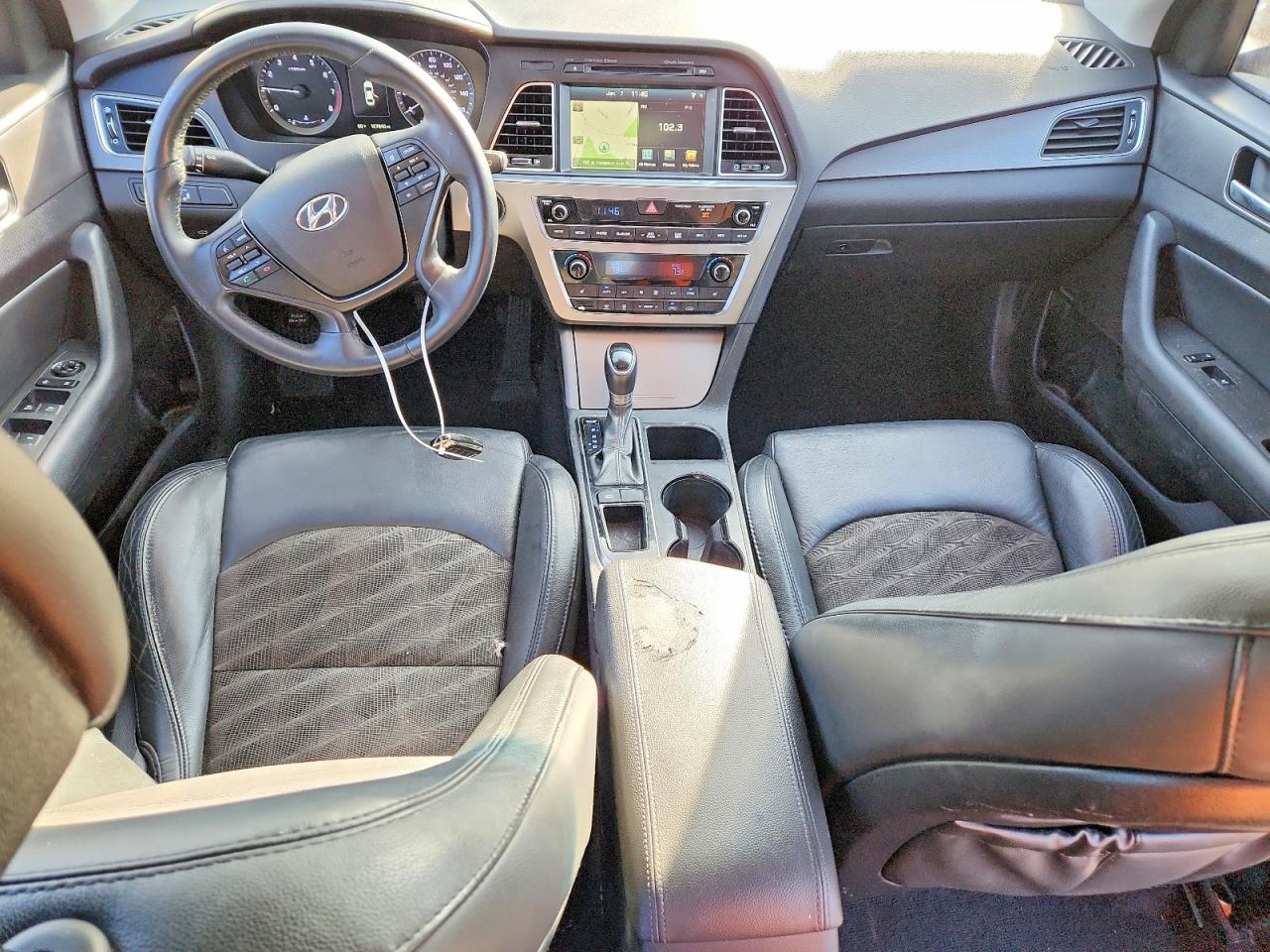 2015 HYUNDAI SONATA SPORT photo 8