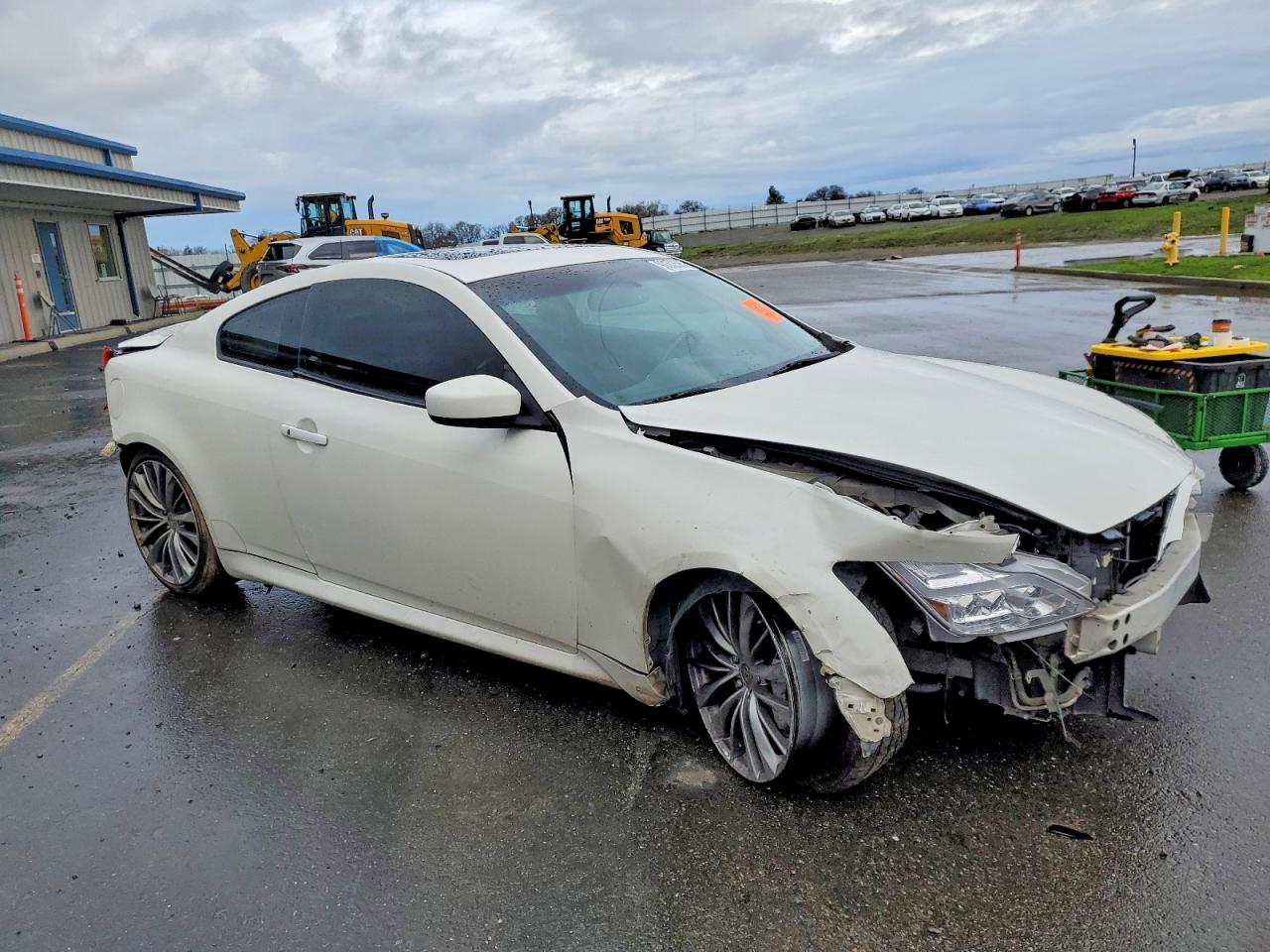2011 INFINITI G37 BASE photo 4