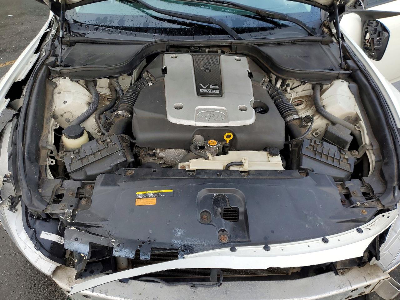2011 INFINITI G37 BASE photo 11