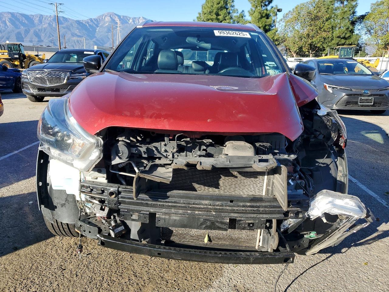2019 NISSAN KICKS S photo 5