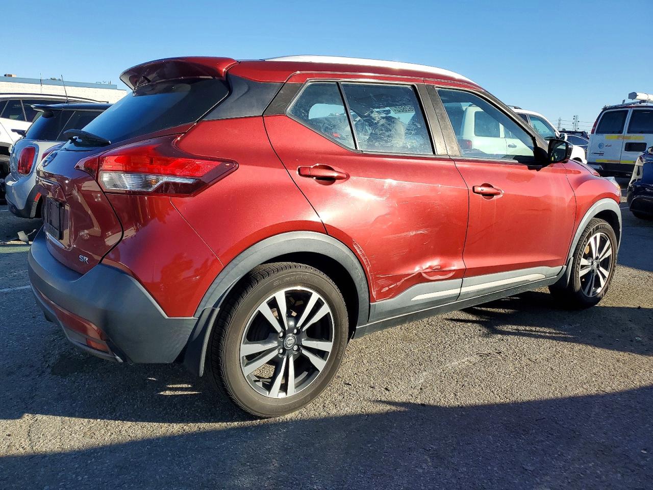 2019 NISSAN KICKS S photo 3