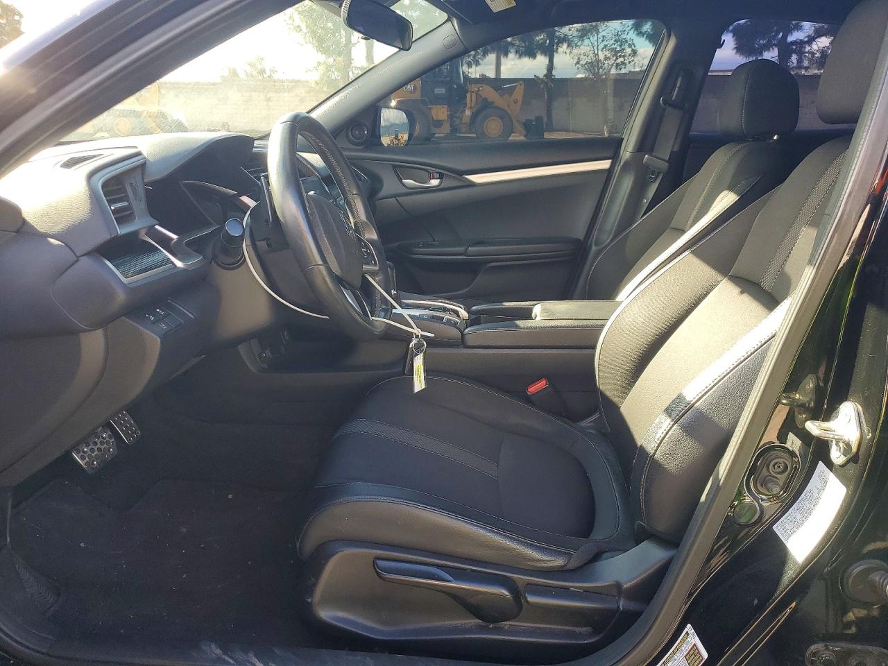 2020 HONDA CIVIC SPORT photo 7