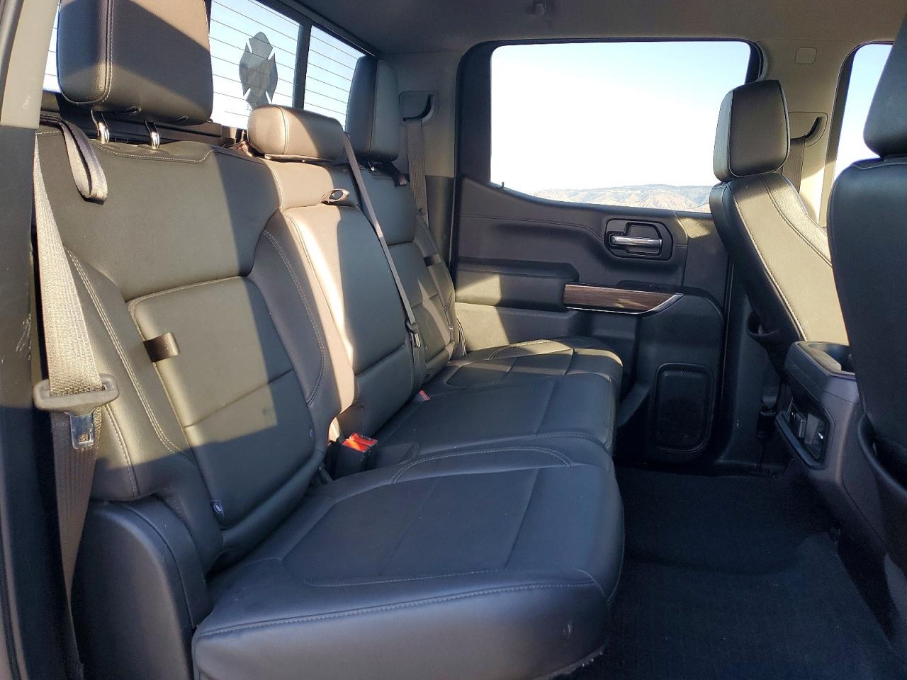 2019 CHEVROLET SILVERADO K1500 RST photo 10