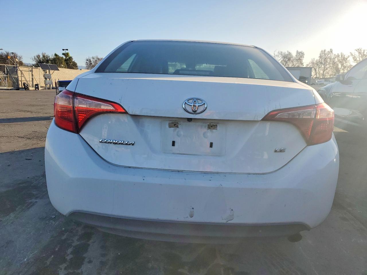 2018 TOYOTA COROLLA L photo 6