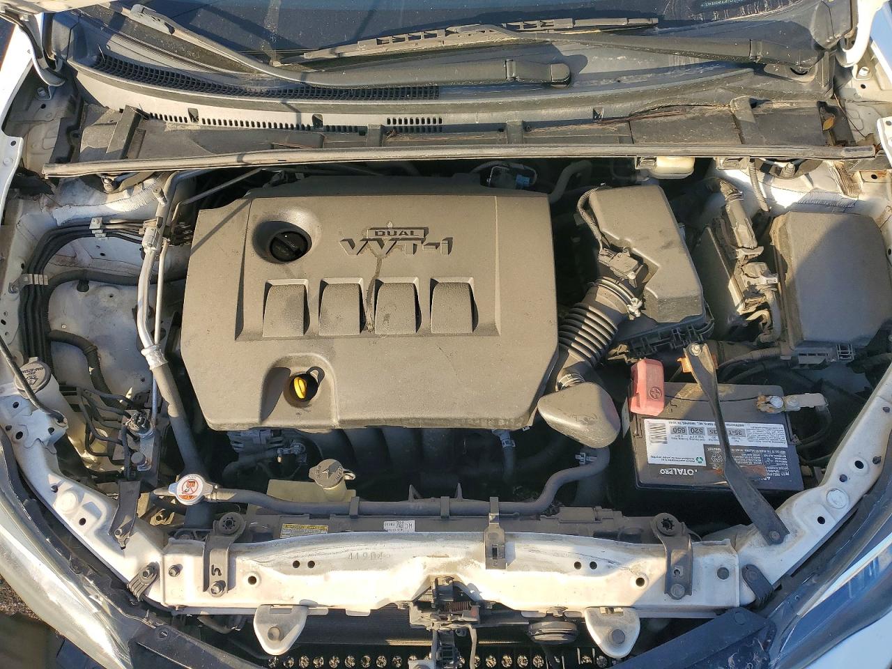 2018 TOYOTA COROLLA L photo 11