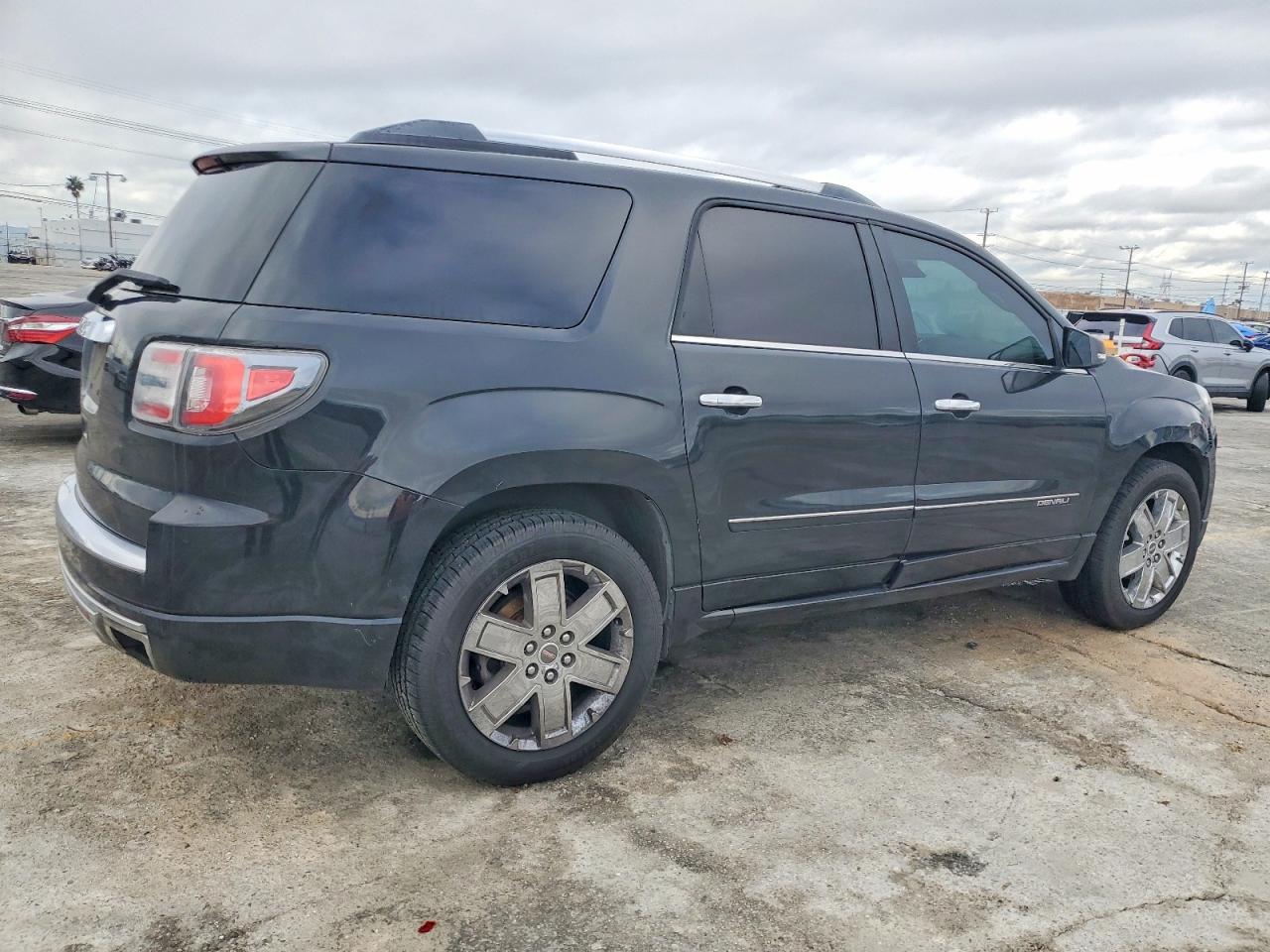 2014 GMC ACADIA DENALI photo 5