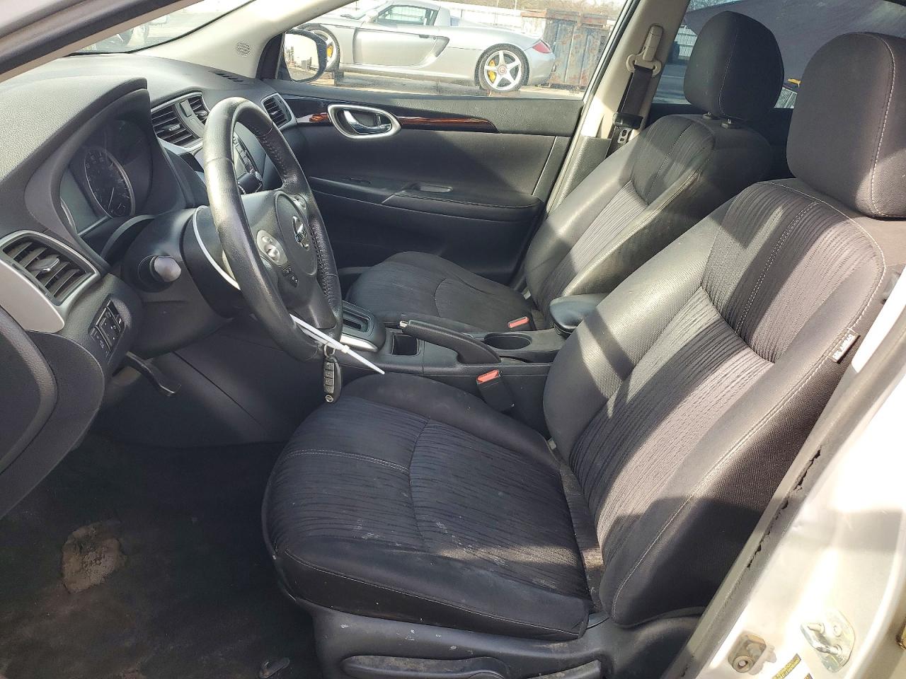 2016 NISSAN SENTRA S photo 7