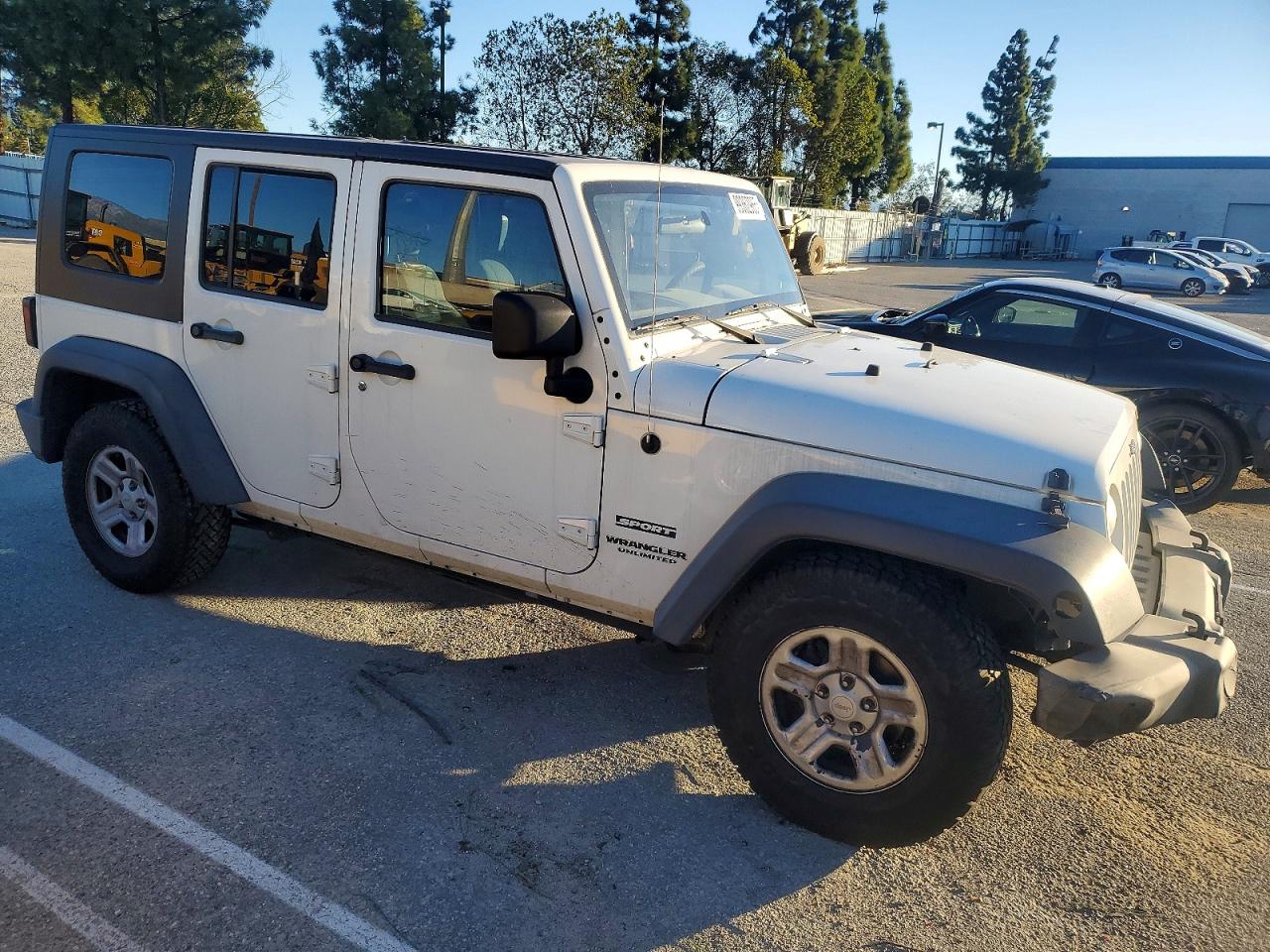 2010 JEEP WRANGLER UNLIMITED SPORT photo 4