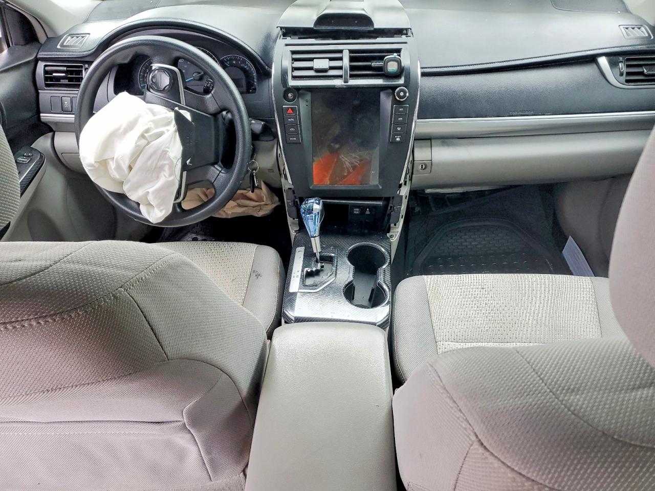 2012 TOYOTA CAMRY BASE photo 8