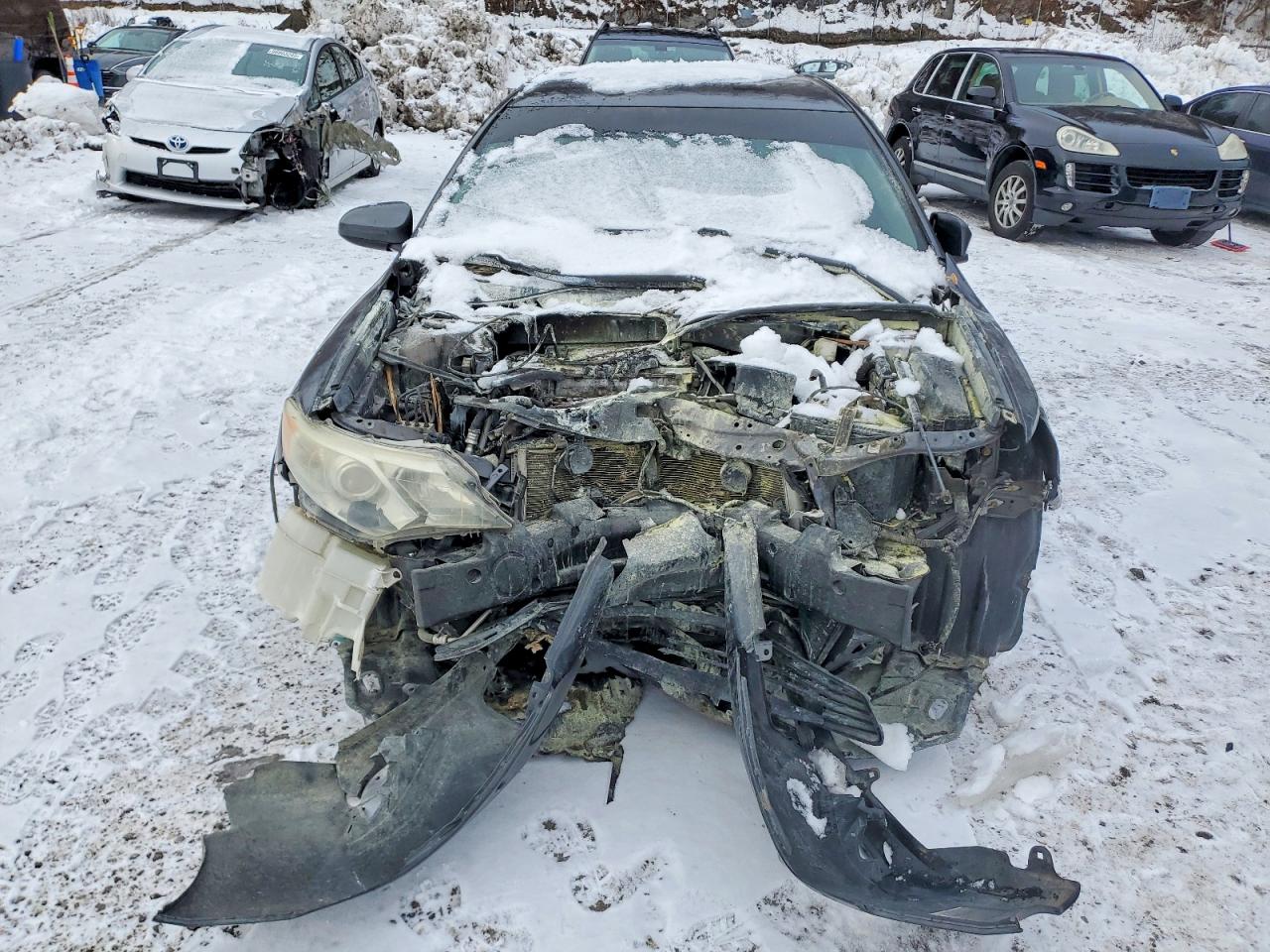2012 TOYOTA CAMRY BASE photo 5
